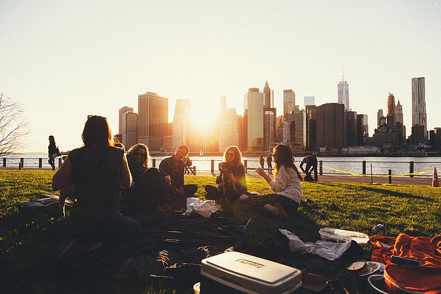 How to Make Your Picnic One to Remember For All the Right Reasons